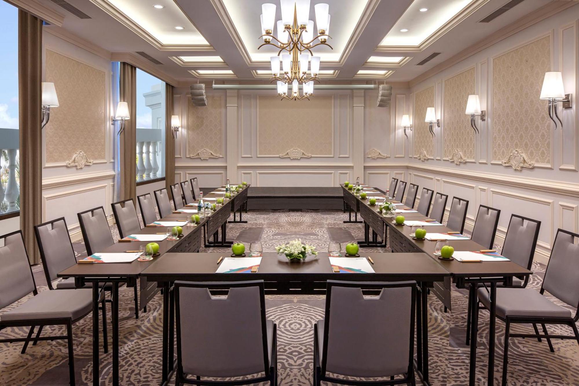 Melia Vinpearl Quang Binh Hotel Dong Hoi Exterior photo