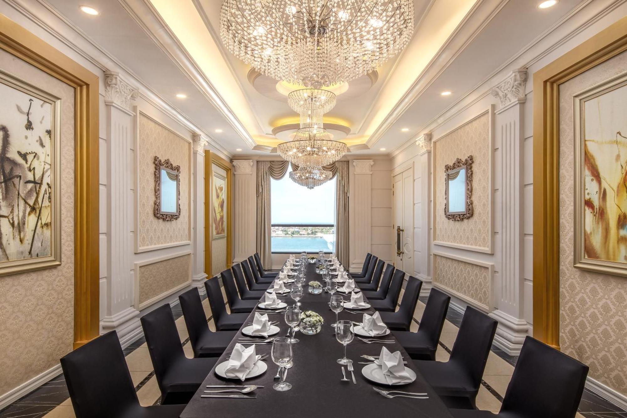 Melia Vinpearl Quang Binh Hotel Dong Hoi Exterior photo